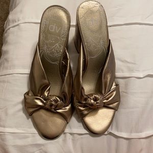 DV Gold Heels